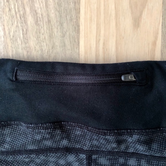 Nike Dri Fit Crop Leggings, Size: M - Picture 6 of 7